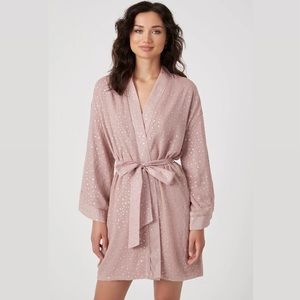 CHOSEN BY ONE DAY mercury metallic star blush robe one size